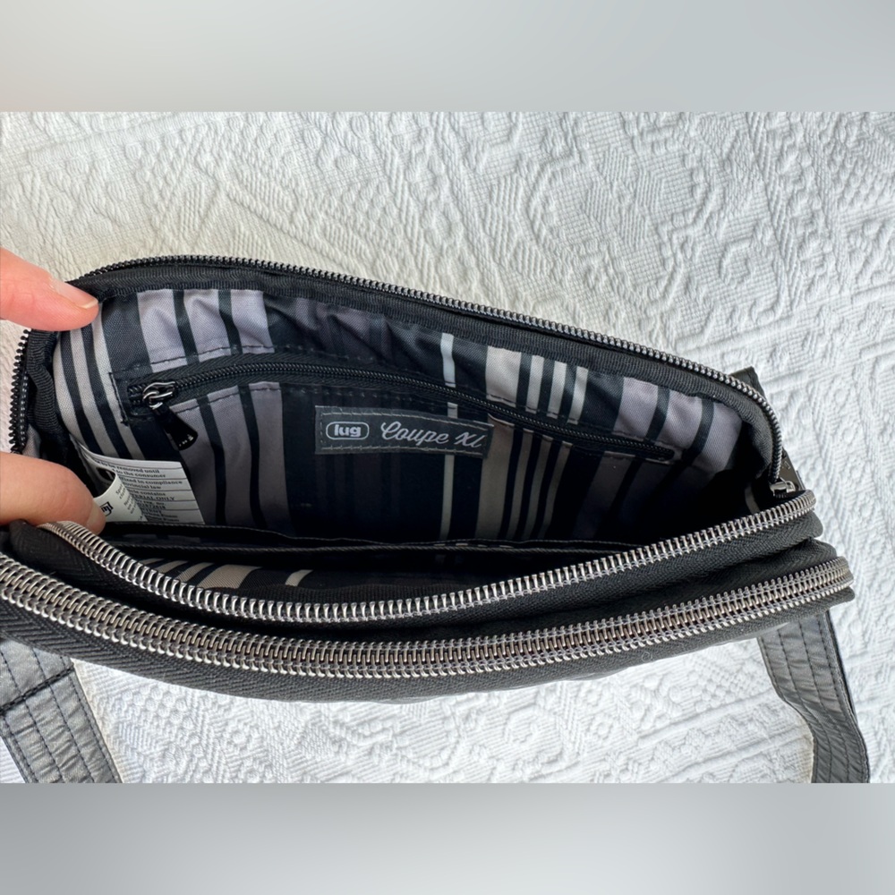 Lug Coupe XL, convertible crossbody, metallic black - Picture 5 of 11